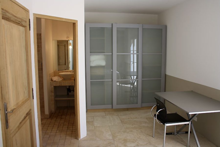 Photo espace Salle de douche dressing buresu d'une Chambre